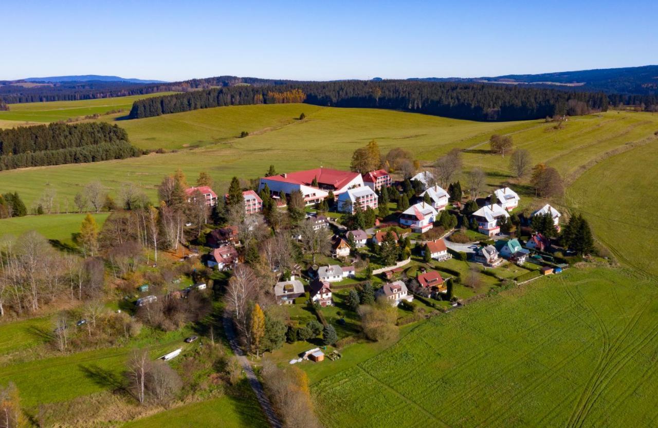 Fontana Lipno Hotell Černá v Pošumaví Exteriör bild