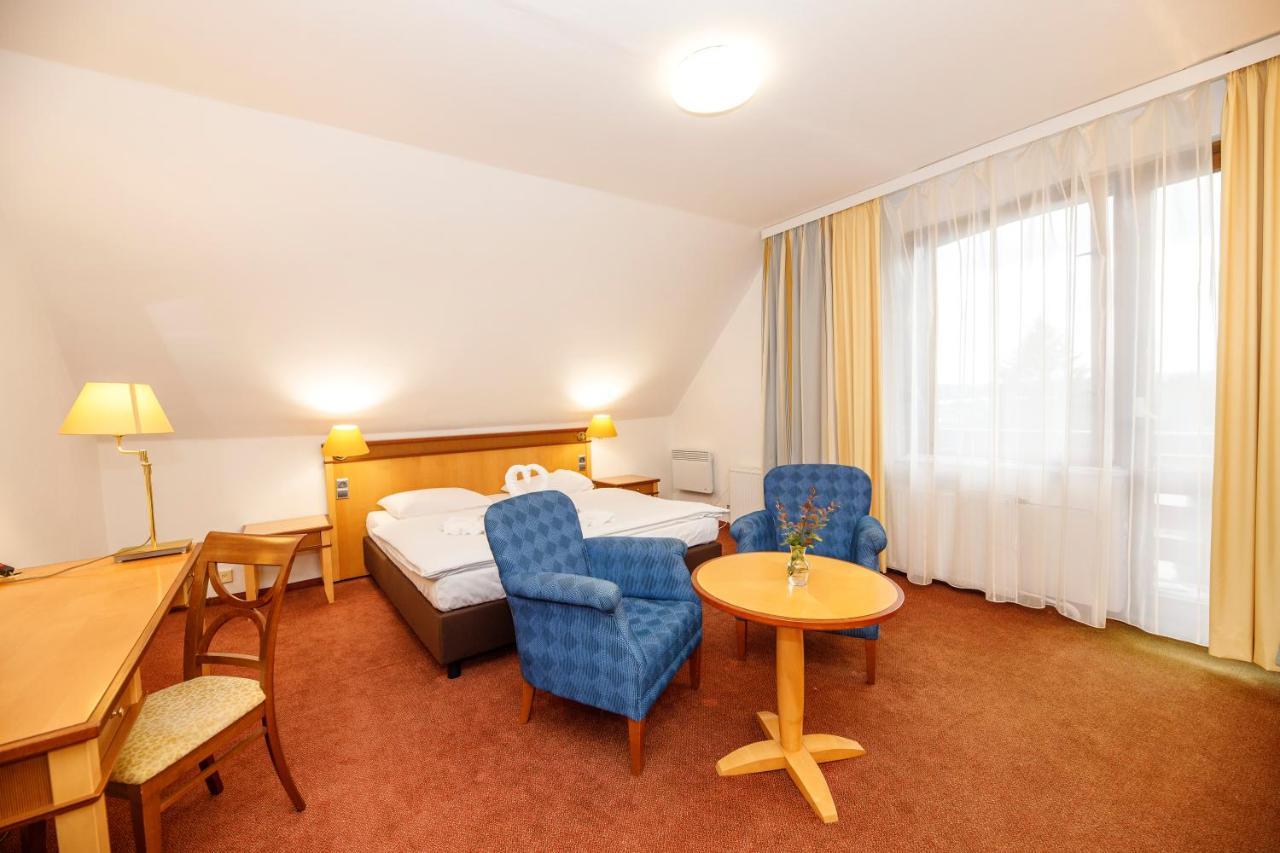 Fontana Lipno Hotell Černá v Pošumaví Exteriör bild