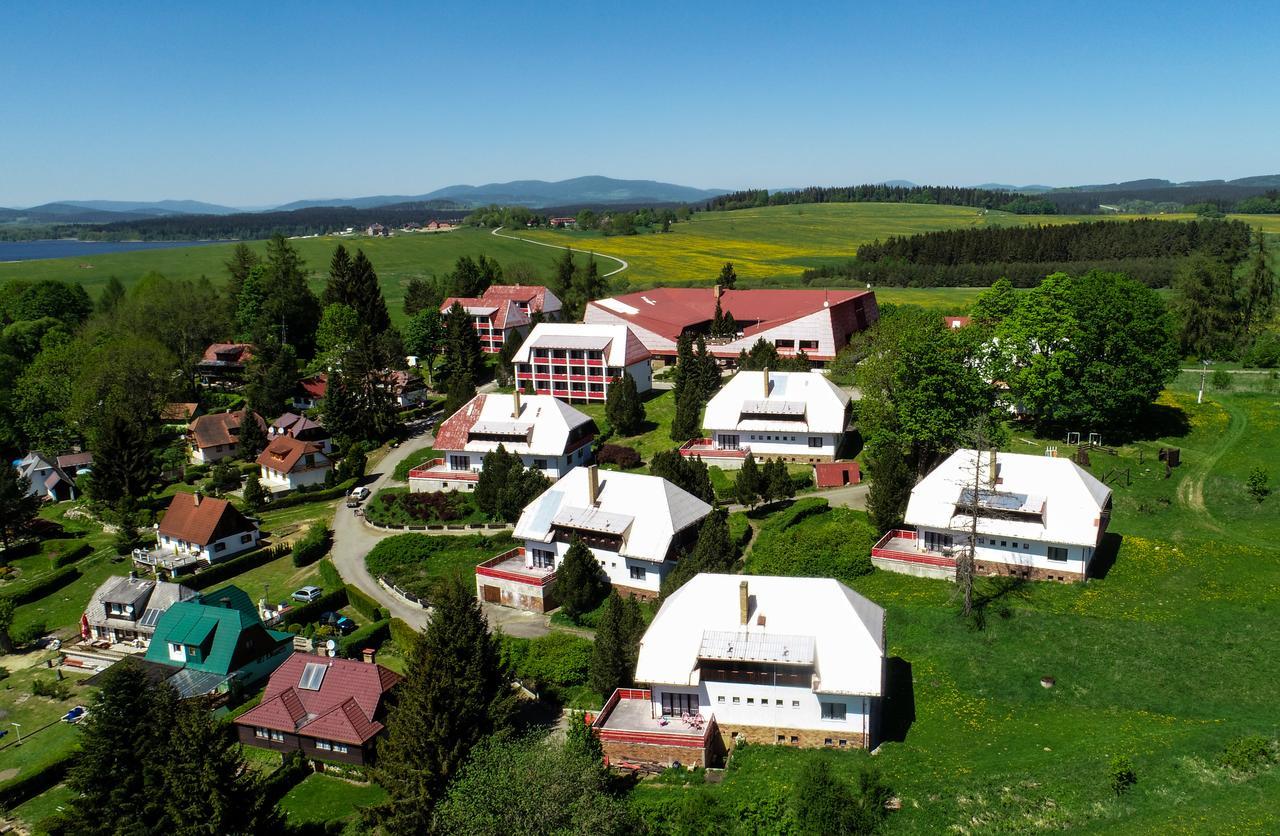 Fontana Lipno Hotell Černá v Pošumaví Exteriör bild