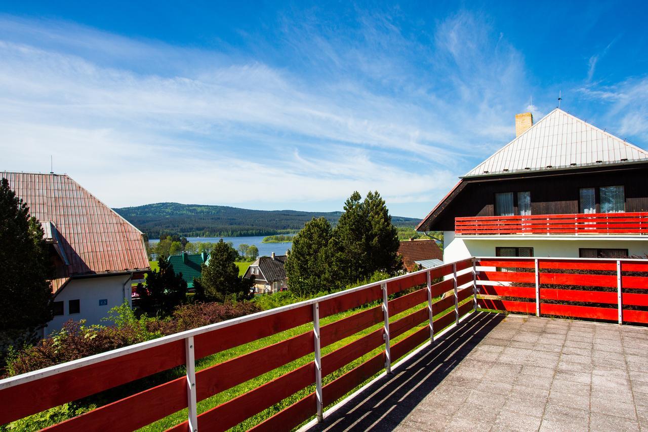 Fontana Lipno Hotell Černá v Pošumaví Exteriör bild