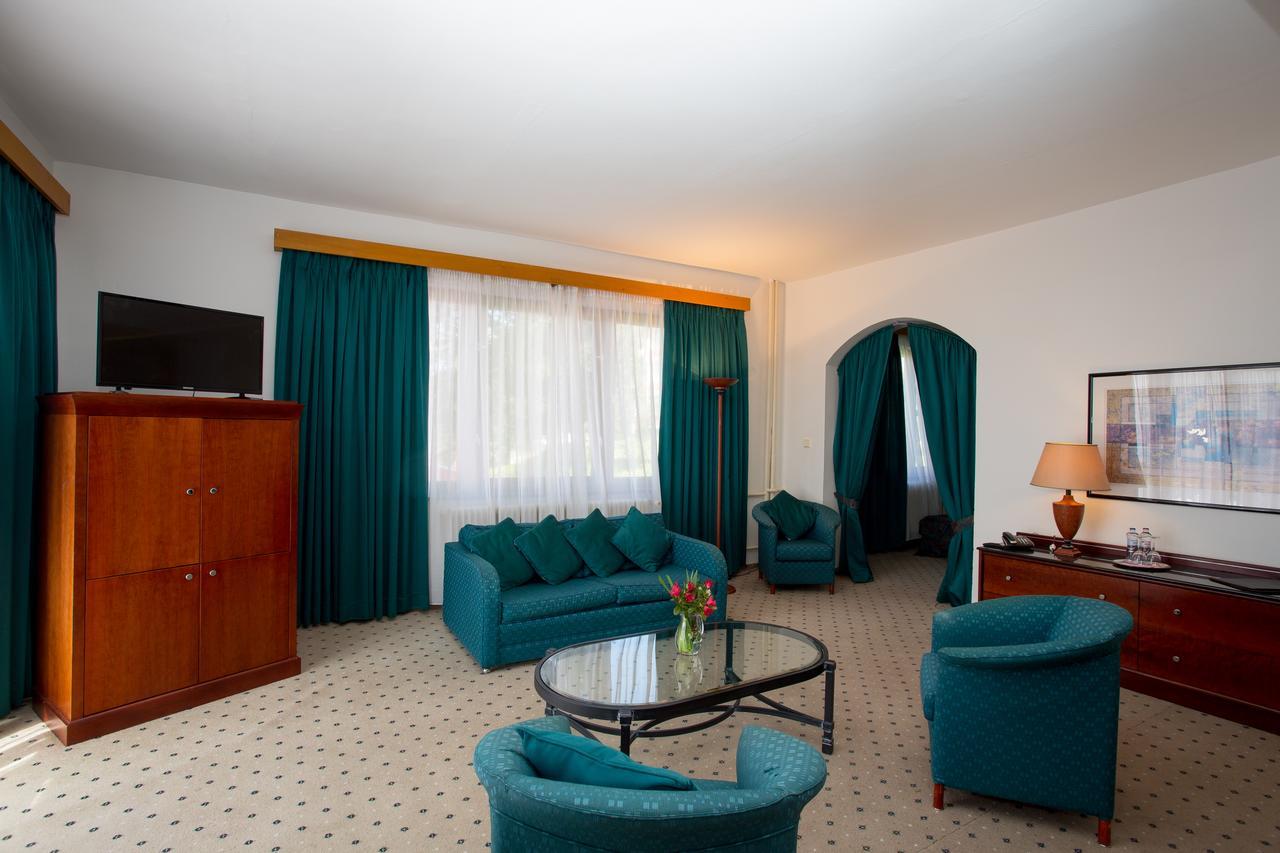 Fontana Lipno Hotell Černá v Pošumaví Exteriör bild